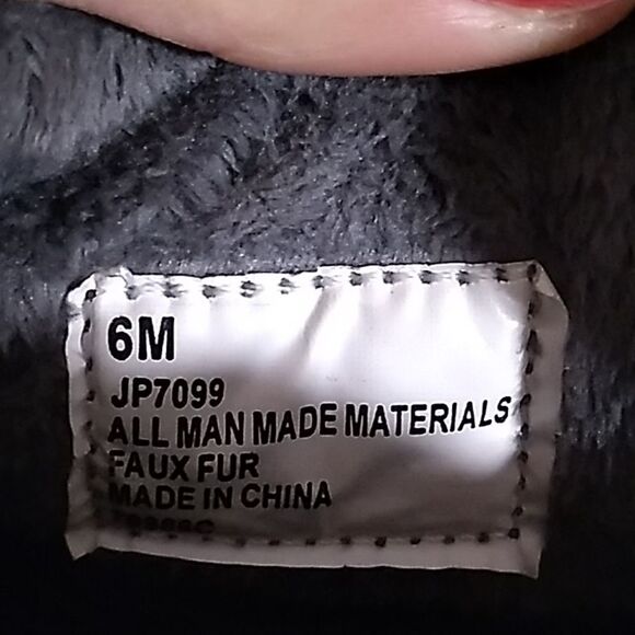 Weatherproof Rona Black Faux Fur Booties. Sz 6 - Picture 9 of 10